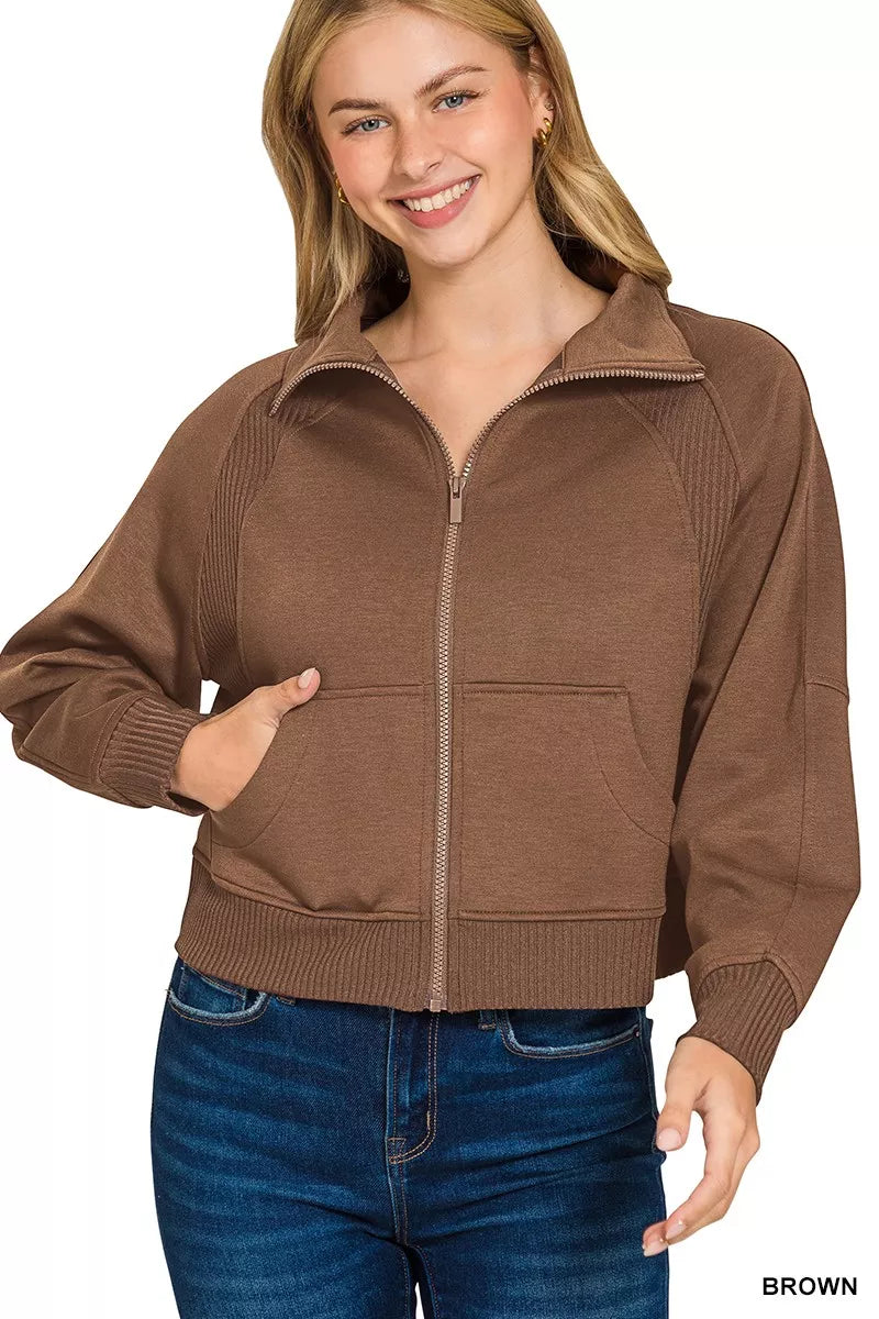 Women's sweaters, knitwear and coats collection