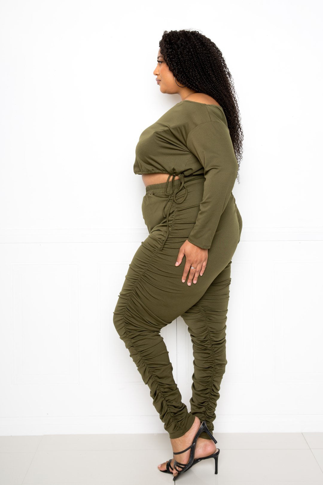 Plus Size Matching Sets," "Trendy Plus-Size Two-Piece Sets," "Curvy Outfit Sets