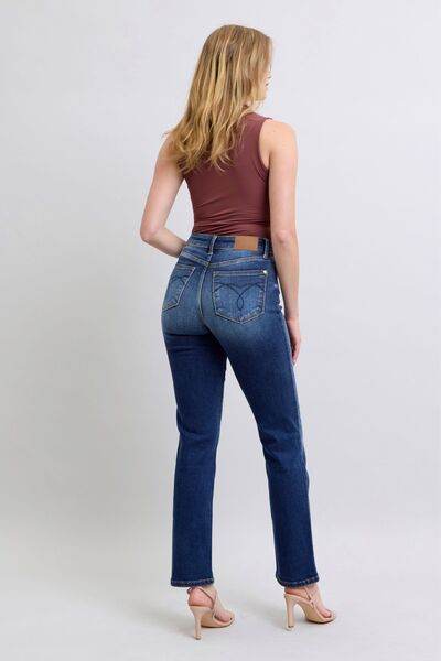 Judy Blue Full Size Washed Straight Leg Jeans with Pockets - DaTrendStore.Com
