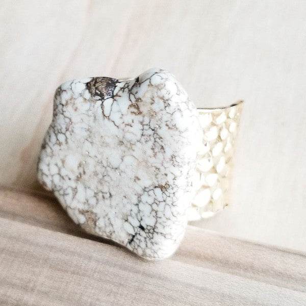 White Turquoise Slab on Hammered Gold Ring Base - DaTrendStore.Com