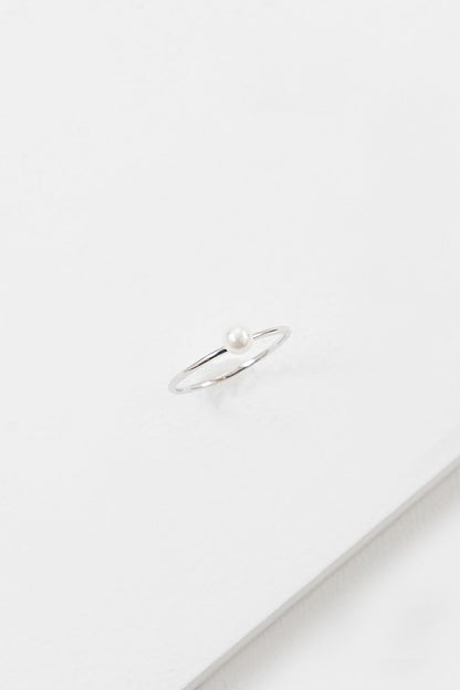 Single Pearl Ring