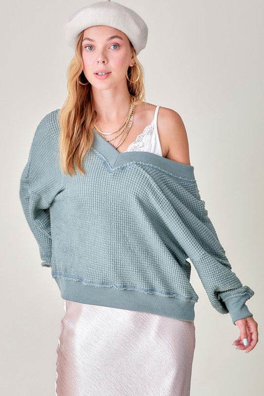Holly Top - DaTrendStore.Com