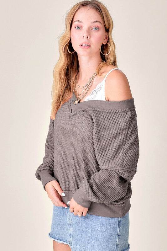 Holly Top - DaTrendStore.Com