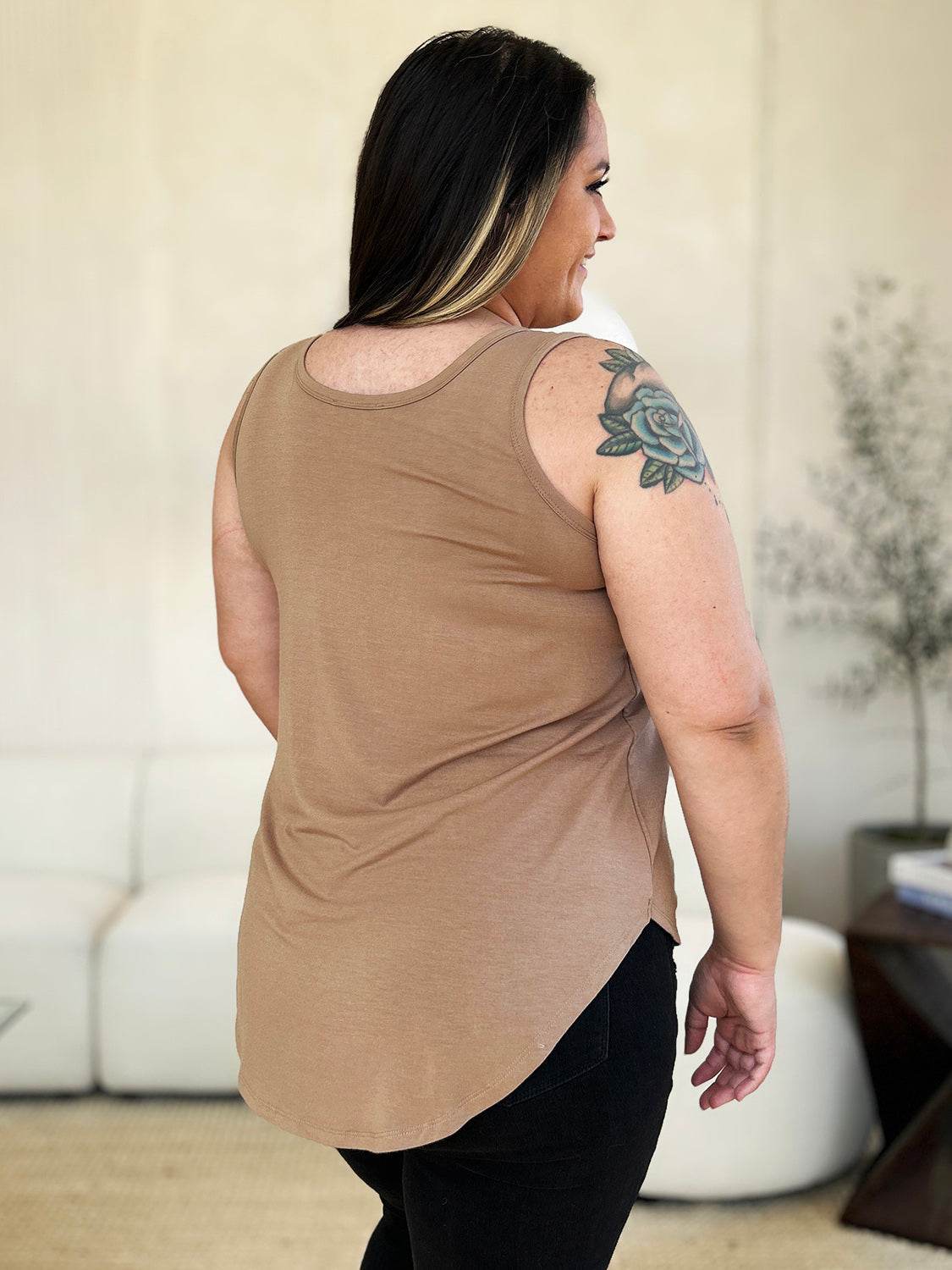 Basic Bae Full Size Round Neck Curved Hem Tank - DaTrendStore.Com