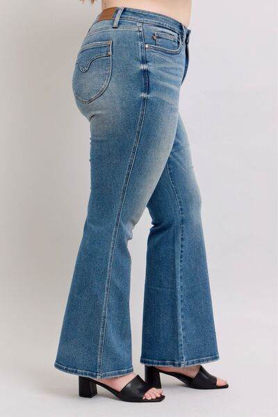 Judy Blue MR Tummy Control Vintage Wash Jeans - DaTrendStore.Com