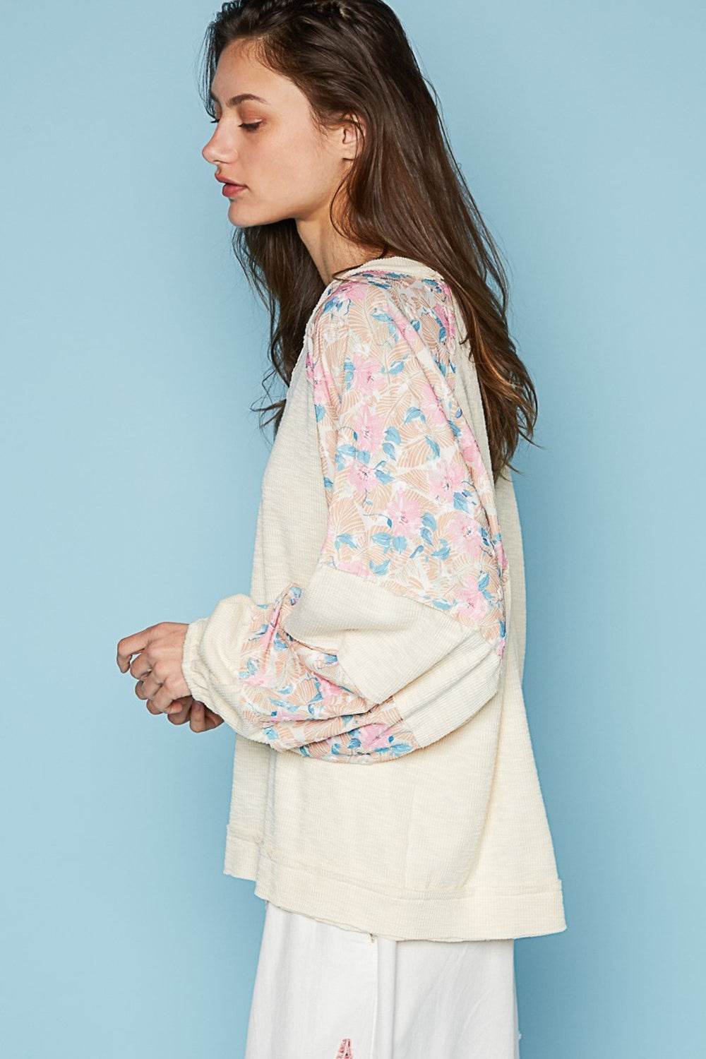 POL Round Neck Balloon Floral Long Sleeve Top - DaTrendStore.Com