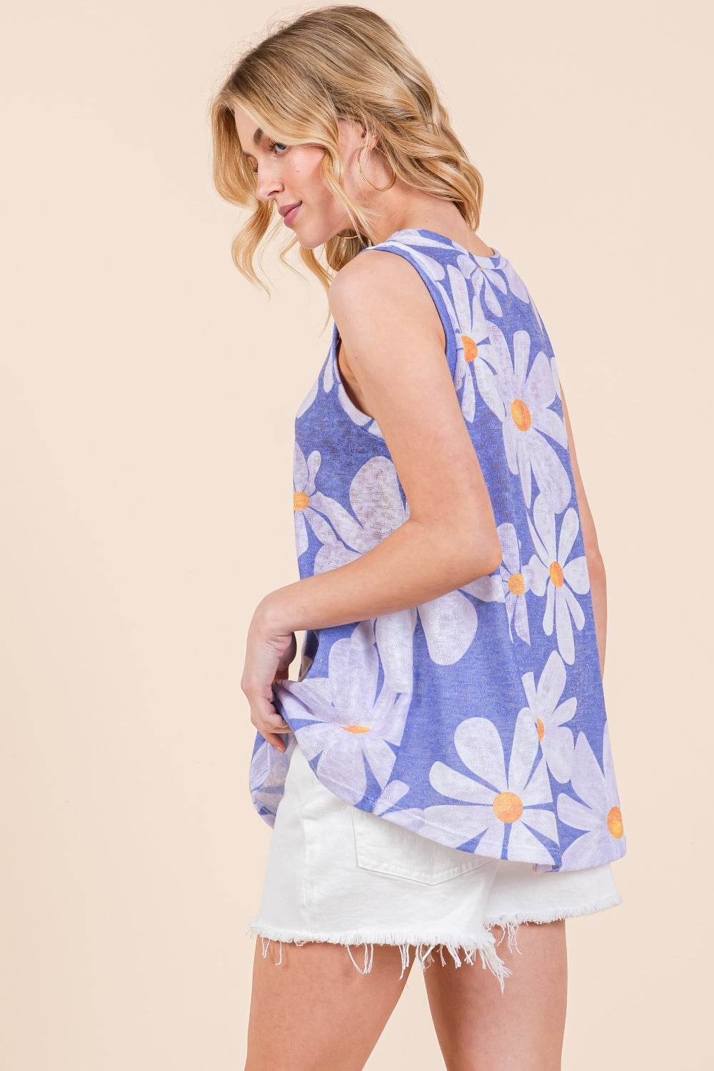 BOMBOM Floral Round Neck Tank - DaTrendStore.Com