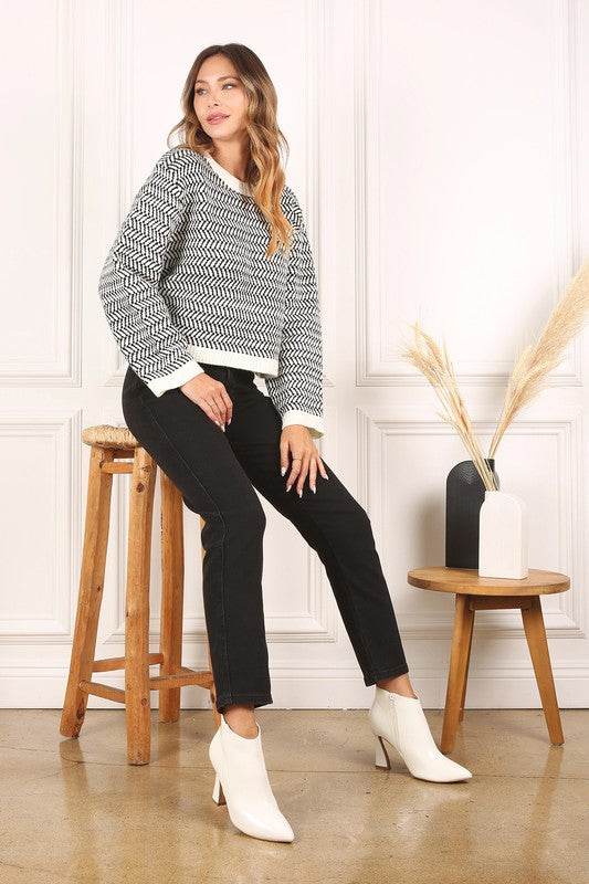 Herringbone Pattern Crew Neck Sweater - DaTrendStore.Com