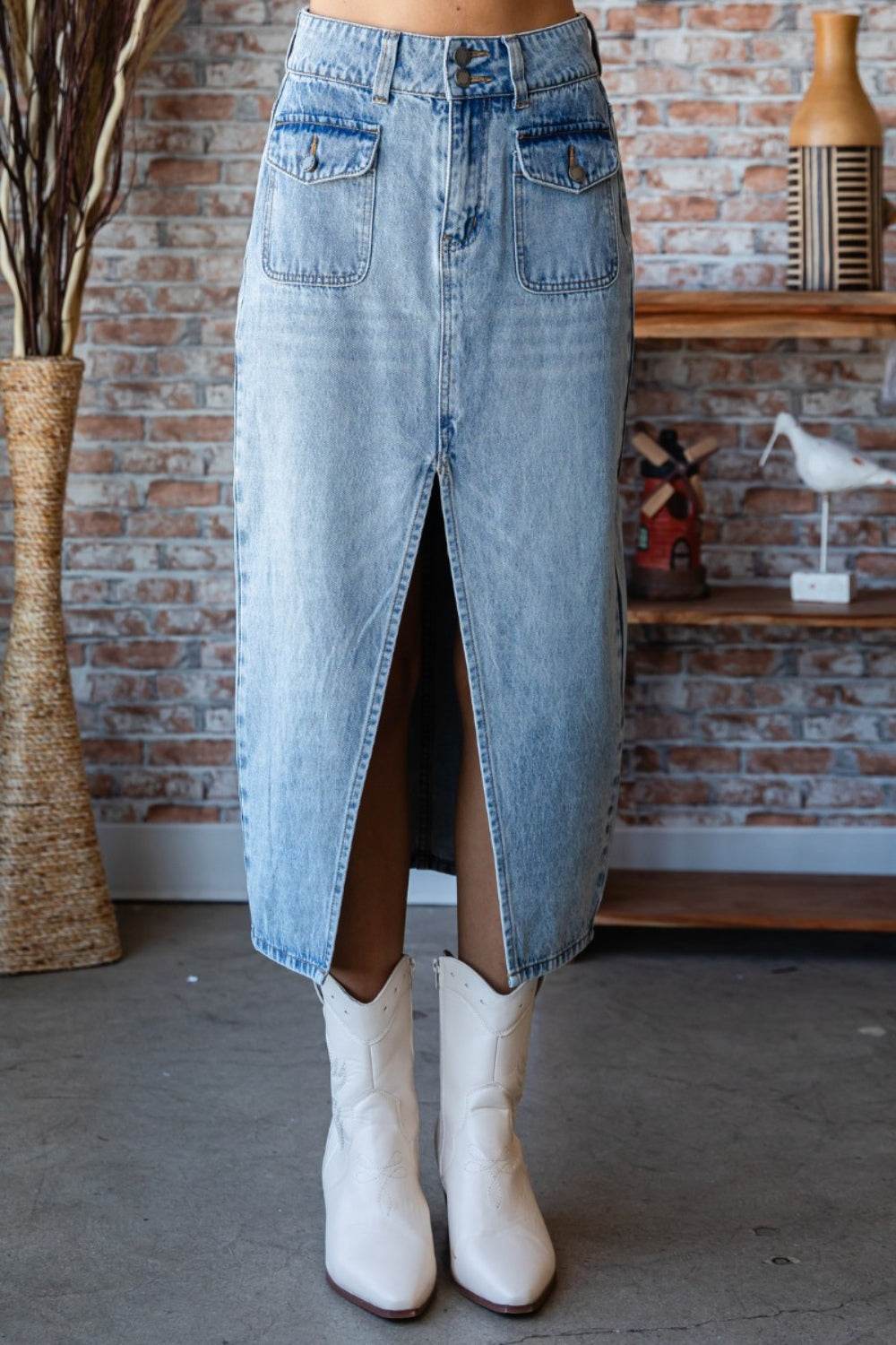 Veveret Slit Mid Rise Waist Denim Skirt - DaTrendStore.Com