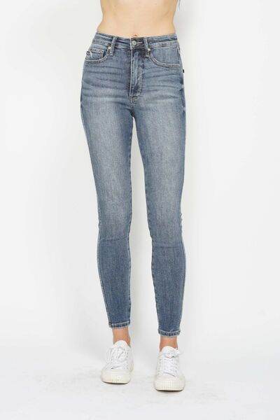 Judy Blue Full Size Tummy Control Contrast Wash Skinny Jeans - DaTrendStore.Com