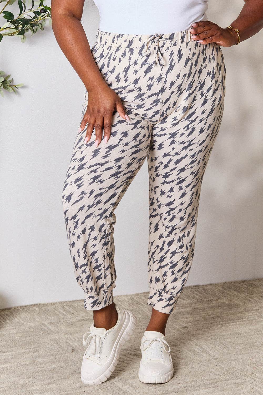 Heimish Full Size Printed Drawstring Pants - DaTrendStore.Com