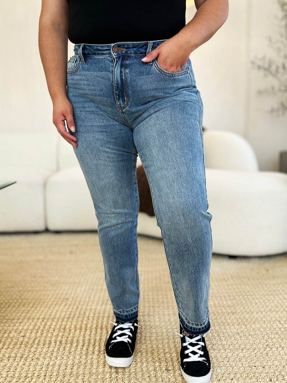 Judy Blue Full Size Mid Rise Rigid Magic Release Hem Jeans - DaTrendStore.Com