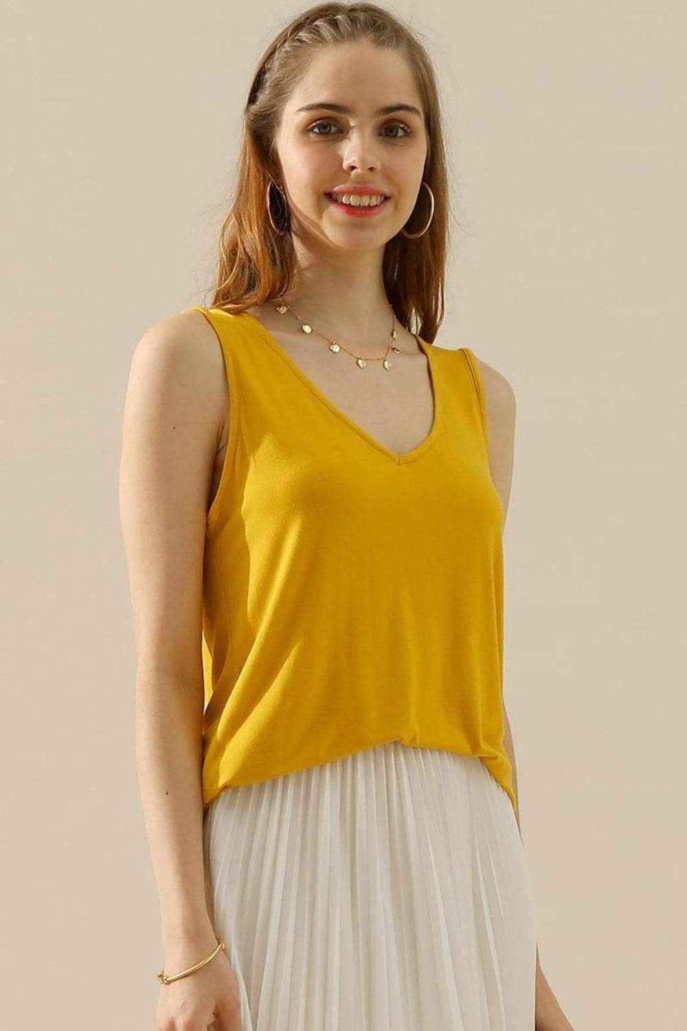 Ninexis Full Size V-Neck Curved Hem Tank - DaTrendStore.Com