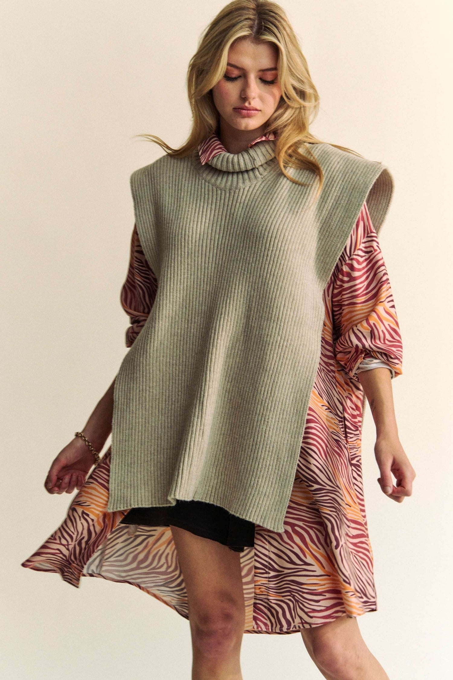 Davi & Dani Side Split Turtleneck Sleeveless Knit Top - DaTrendStore.Com