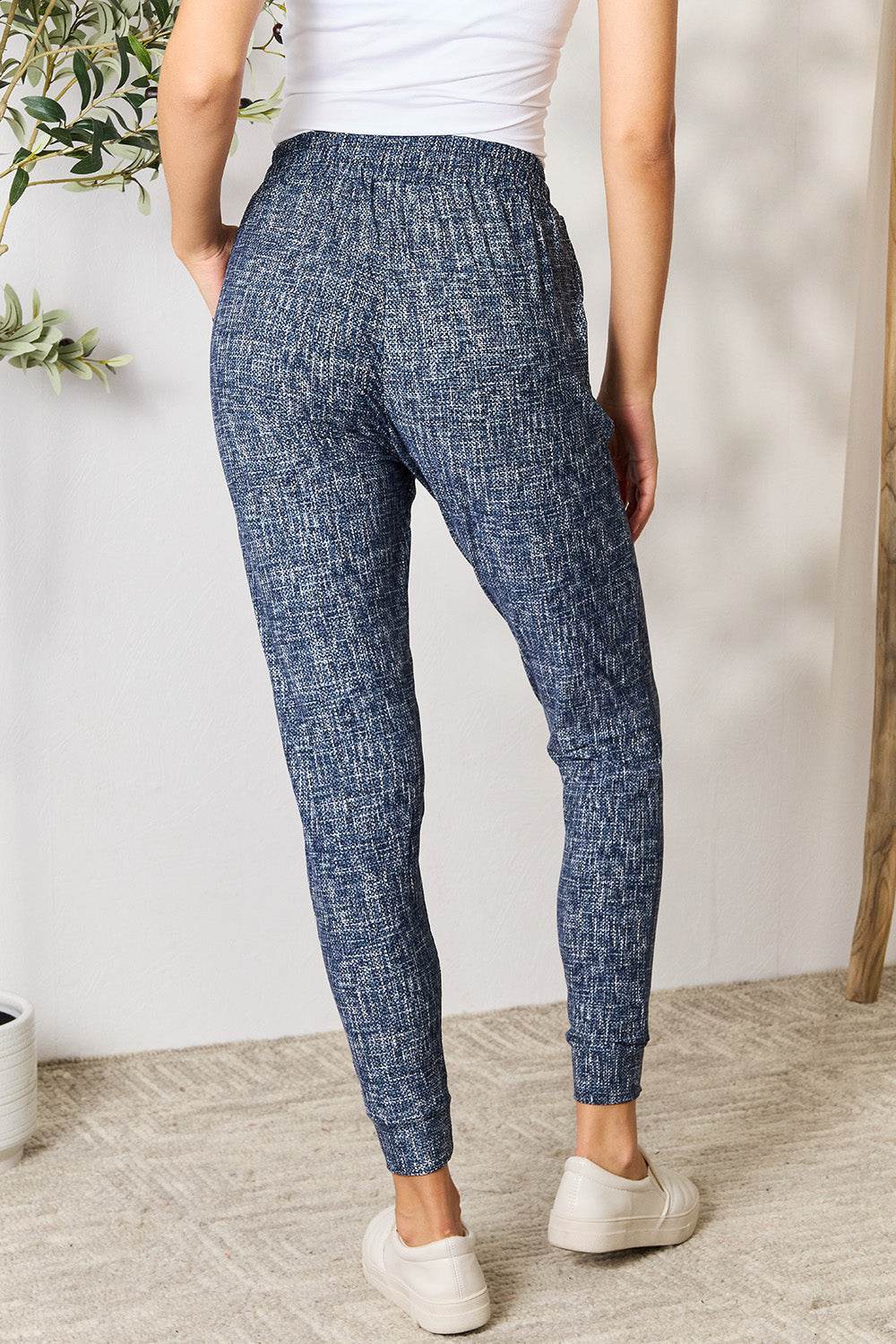 LOVEIT Heathered Drawstring Leggings with Pockets - DaTrendStore.Com
