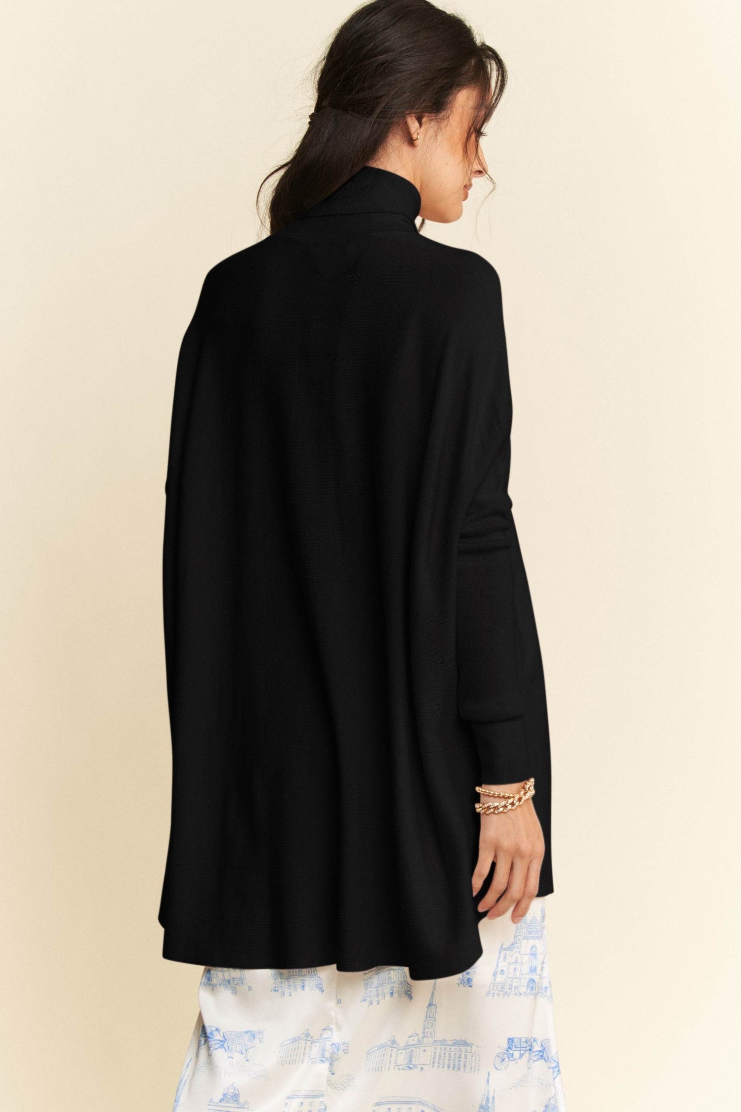 Davi & Dani High-Low Turtleneck Long Sleeve Knit Top - DaTrendStore.Com