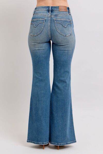 Judy Blue MR Tummy Control Vintage Wash Jeans - DaTrendStore.Com