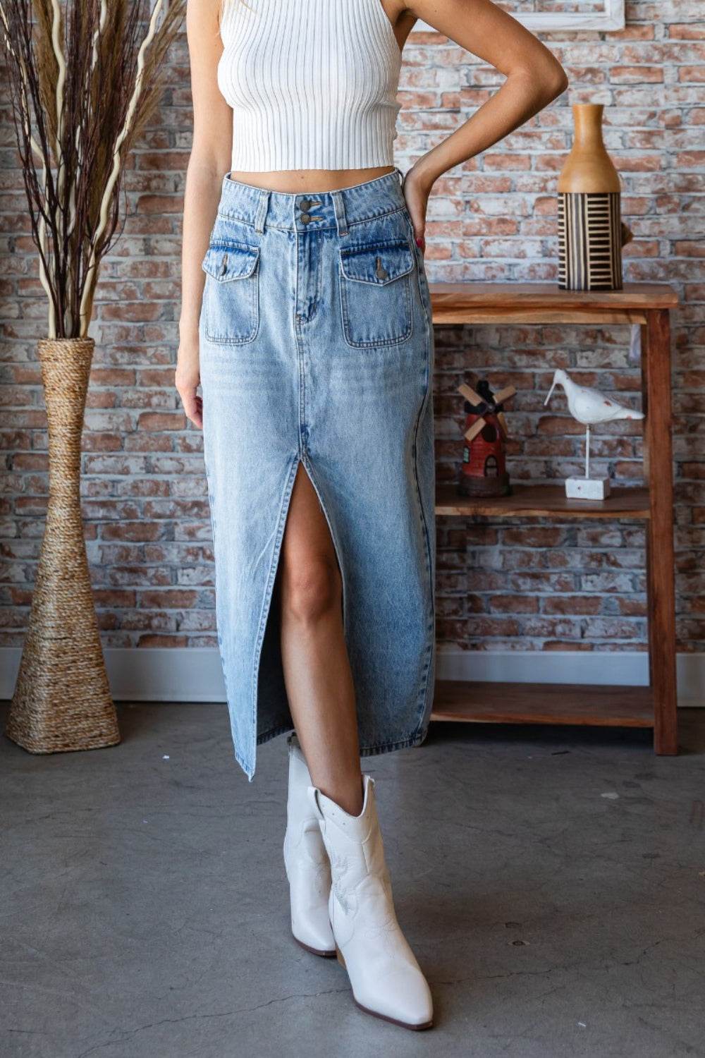 Veveret Slit Mid Rise Waist Denim Skirt - DaTrendStore.Com
