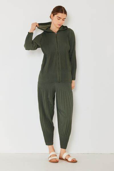 Marina West Swim Pleated Unisex Plisse Jacket with 2 Way Zipper - DaTrendStore.Com