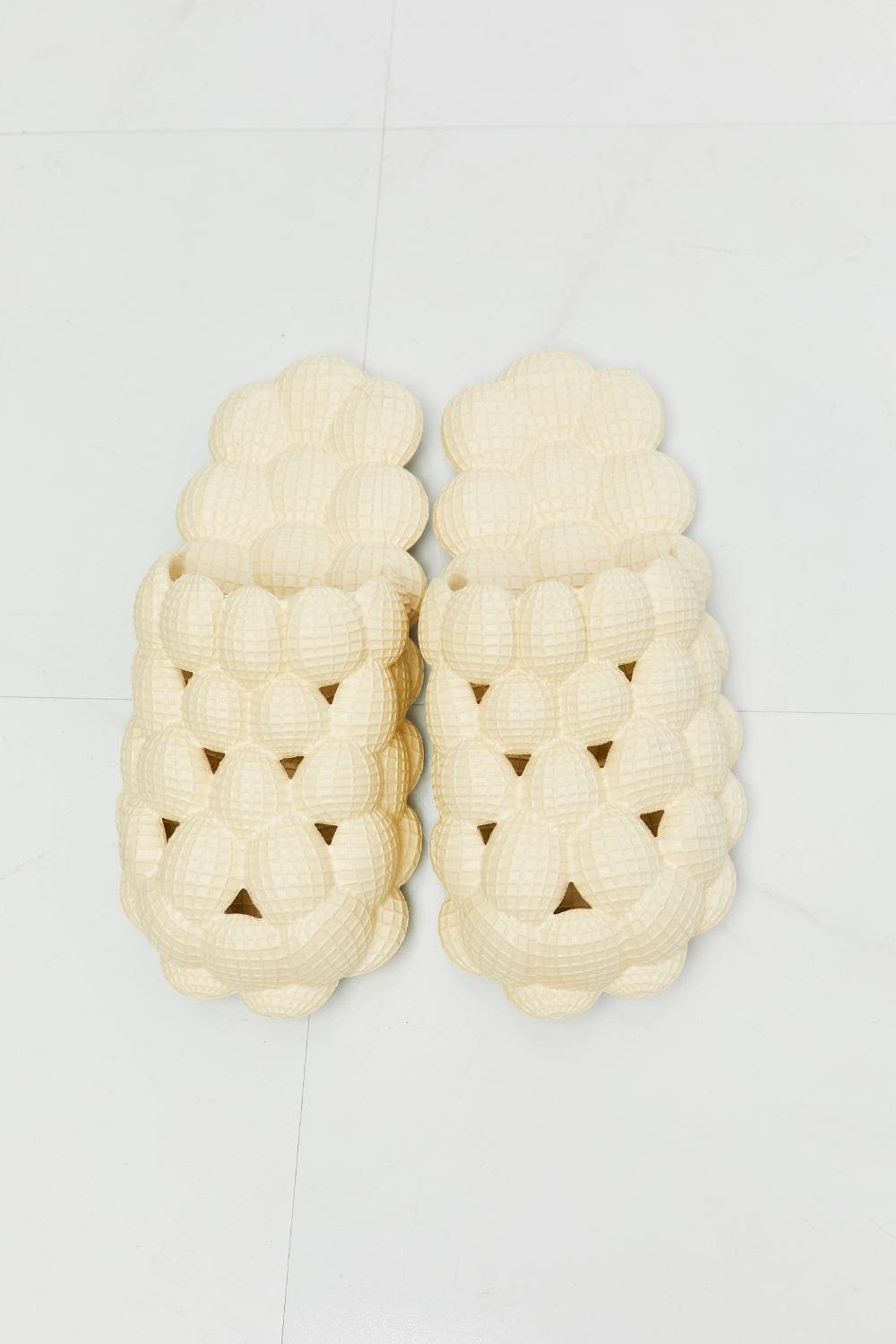 NOOK JOI Laid Back Bubble Slides in Khaki - DaTrendStore.Com