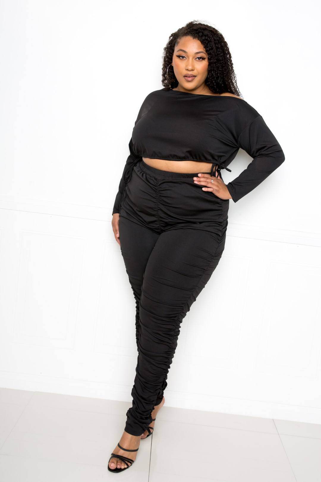 Off Shoulder Cropped Top And Ruched Leggings Sets - DaTrendStore.Com