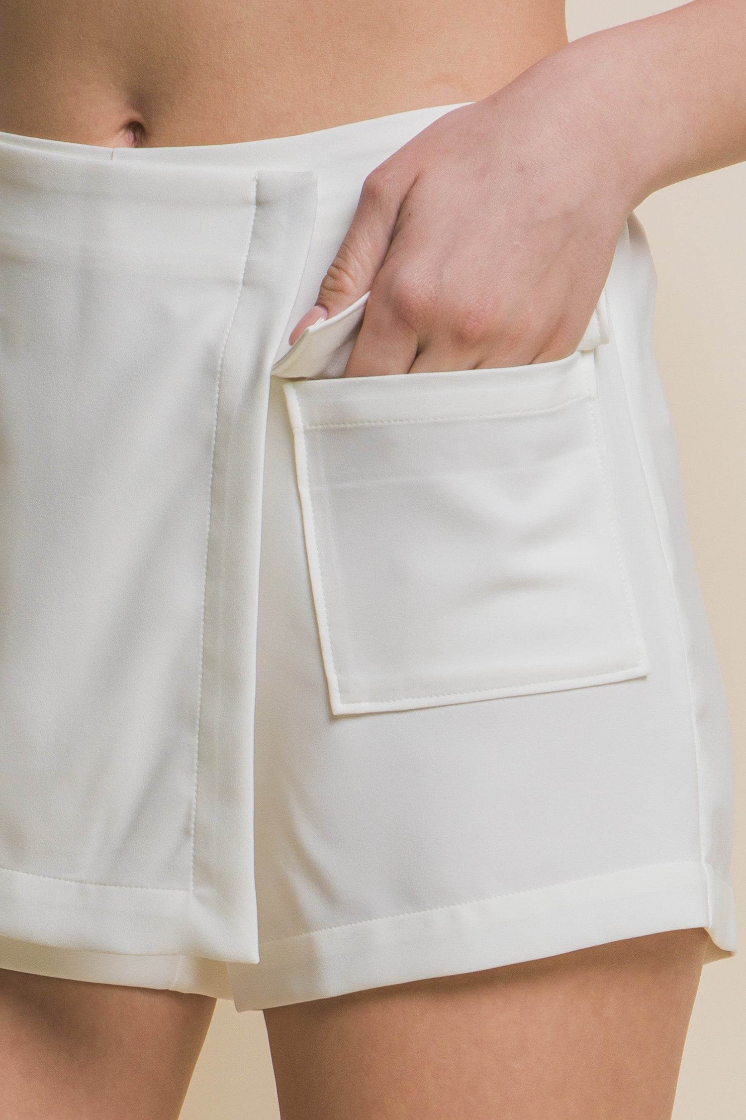 Vertigo Skorts With Cargo Pockets - DaTrendStore.Com