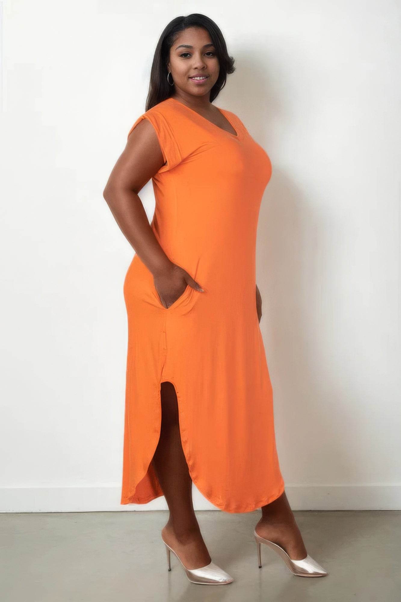 Plus Size Hidden Pocket Batwing Sleeve V Neck Long Dress - DaTrendStore.Com