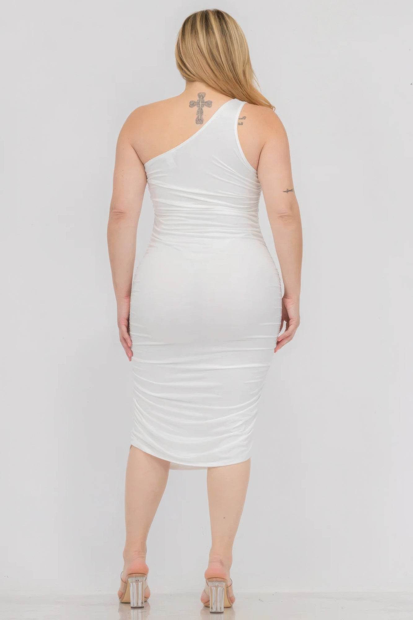 Plus Size Sexy Solid Color Ruched One Shoulder Midi Bodycon Dress - DaTrendStore.Com