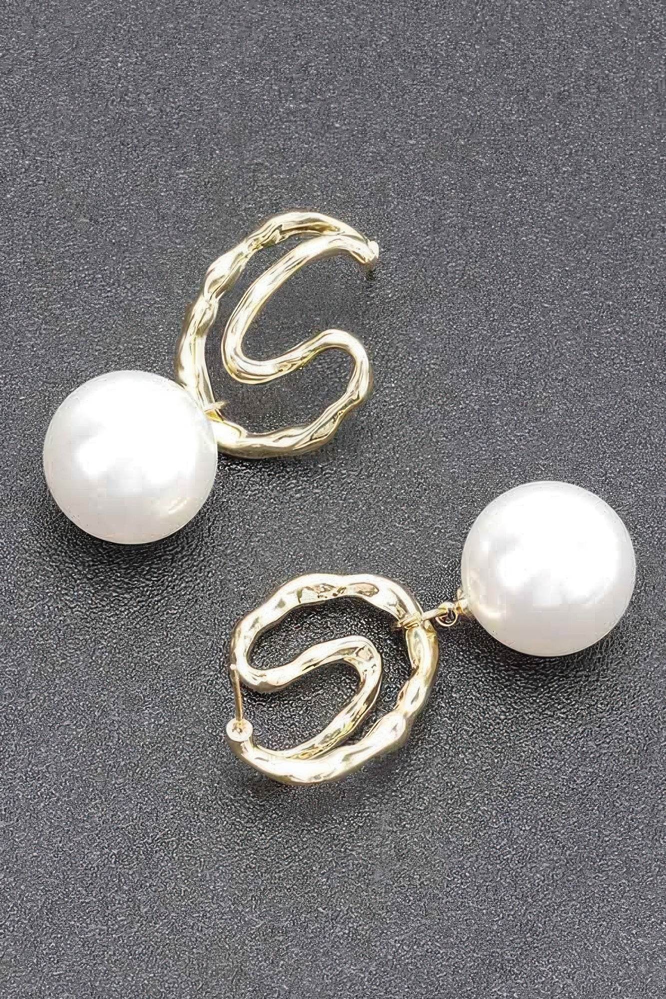 Faux Pearl Metal Earring - DaTrendStore.Com