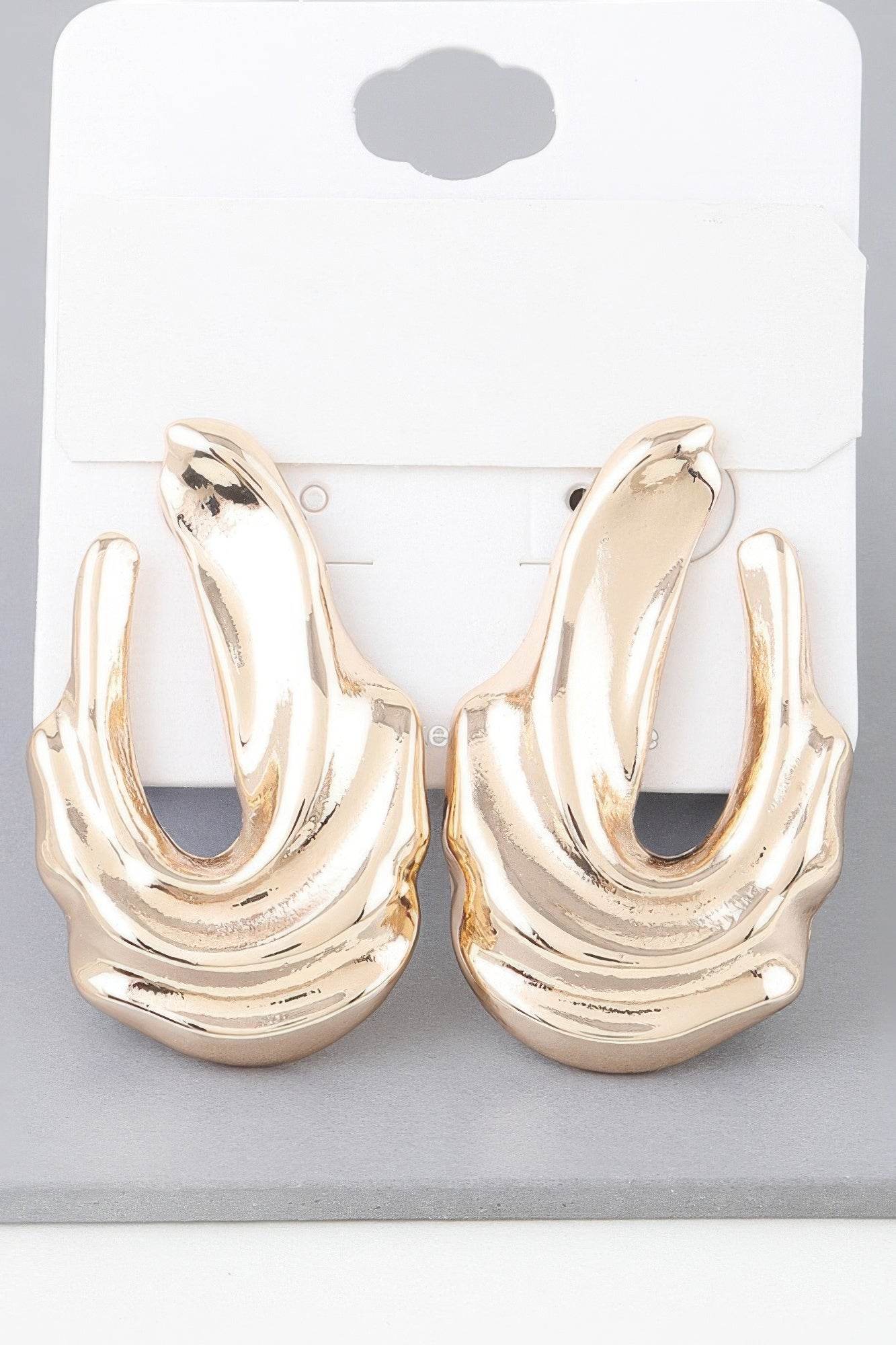 Shiny Ripple Drop Earrings - DaTrendStore.Com
