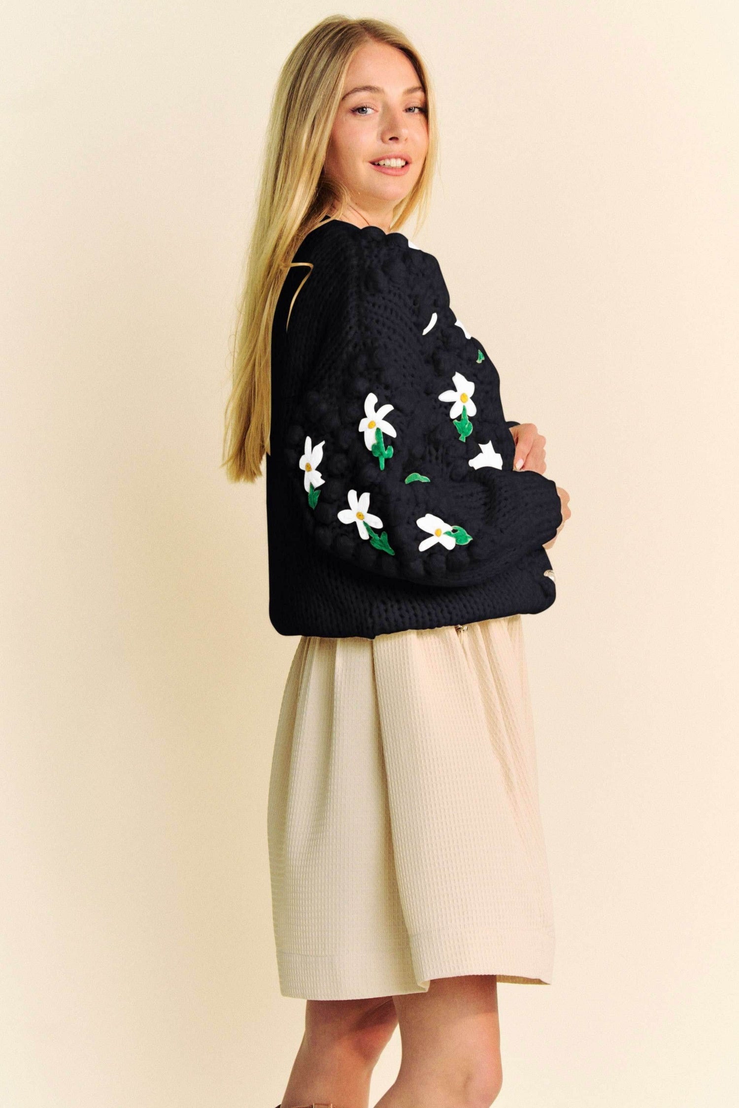 Davi & Dani Floral Pattern Button Down Cardigan - DaTrendStore.Com