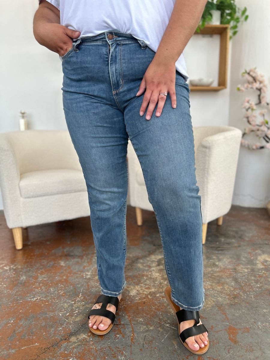 Judy Blue Full Size High Waist Straight Jeans - DaTrendStore.Com