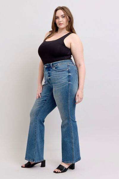 Judy Blue MR Tummy Control Vintage Wash Jeans - DaTrendStore.Com