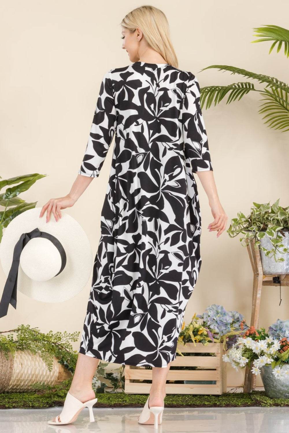 Celeste Full Size Printed Contrast Dress with Pockets - DaTrendStore.Com