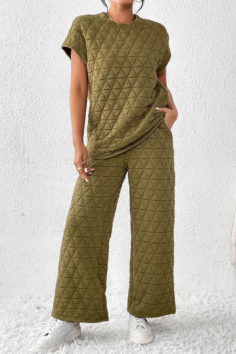 Short Sleeve Top and Pocketed Pants Lounge Set - DaTrendStore.Com