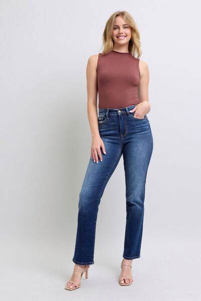 Judy Blue Full Size Washed Straight Leg Jeans with Pockets - DaTrendStore.Com