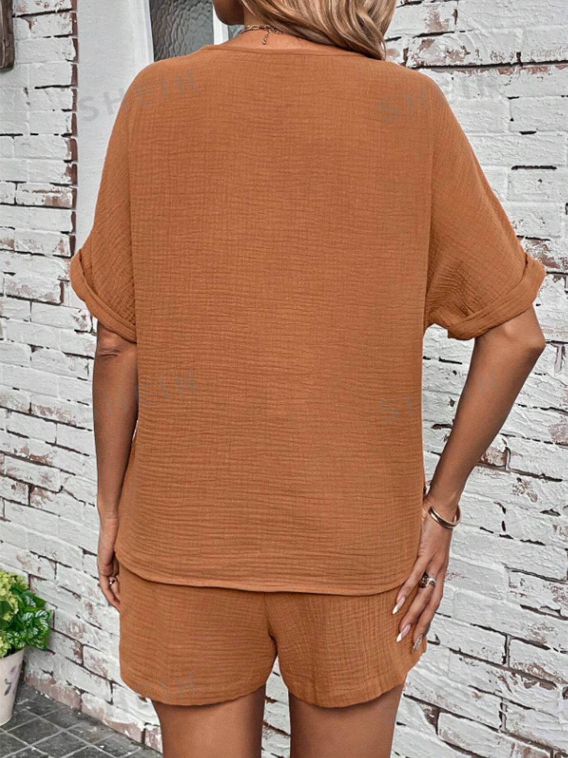 Notched Half Sleeve Top and Shorts Set - DaTrendStore.Com