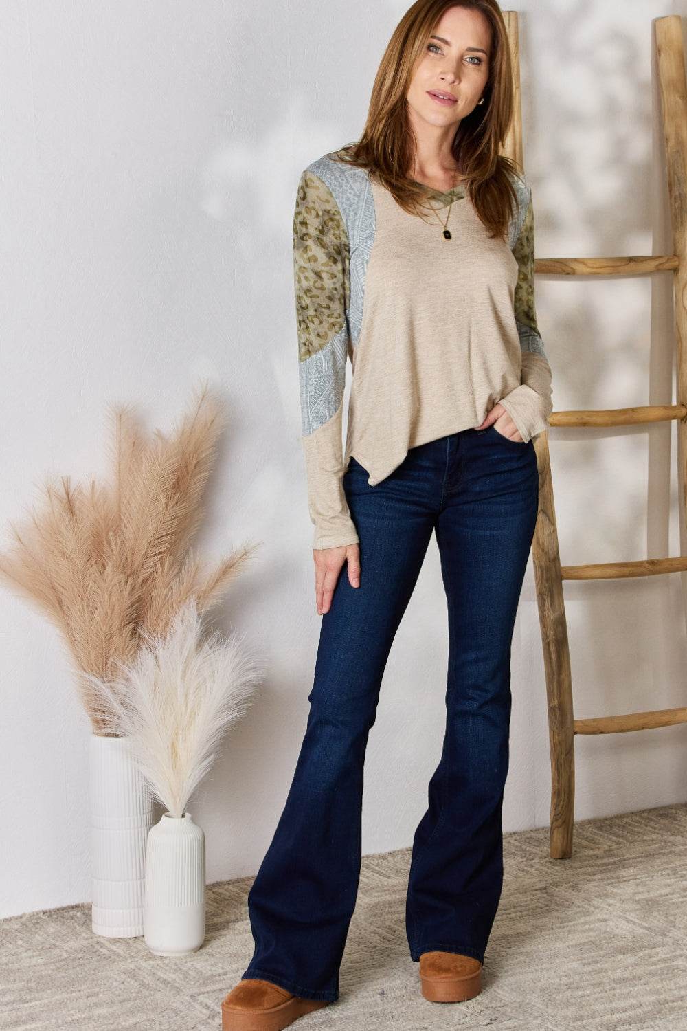 Hailey & Co Colorblock V-Neck Long Sleeve Top - DaTrendStore.Com