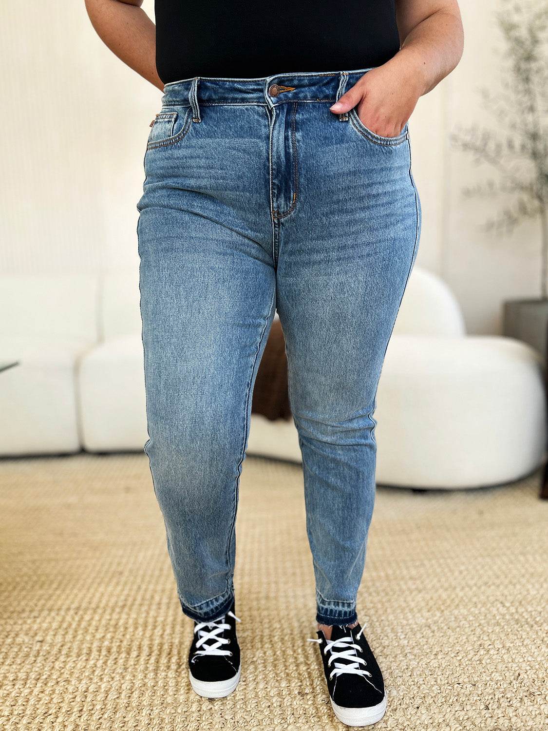 Judy Blue Full Size Mid Rise Rigid Magic Release Hem Jeans - DaTrendStore.Com