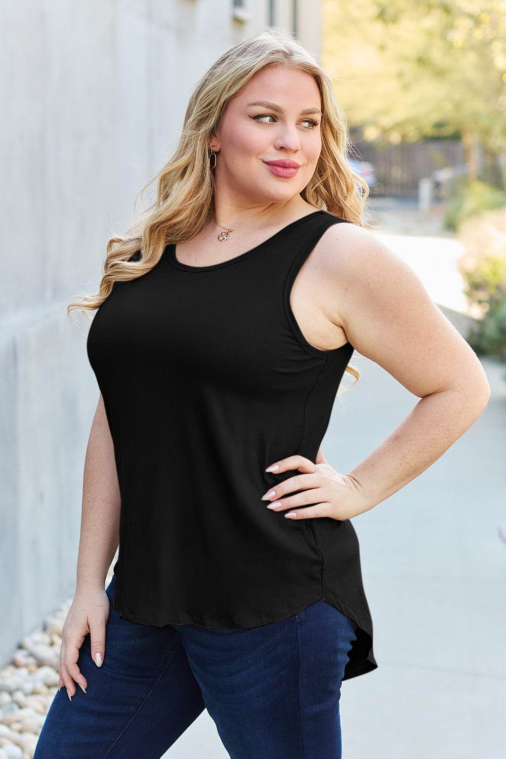 Basic Bae Full Size Round Neck Curved Hem Tank - DaTrendStore.Com