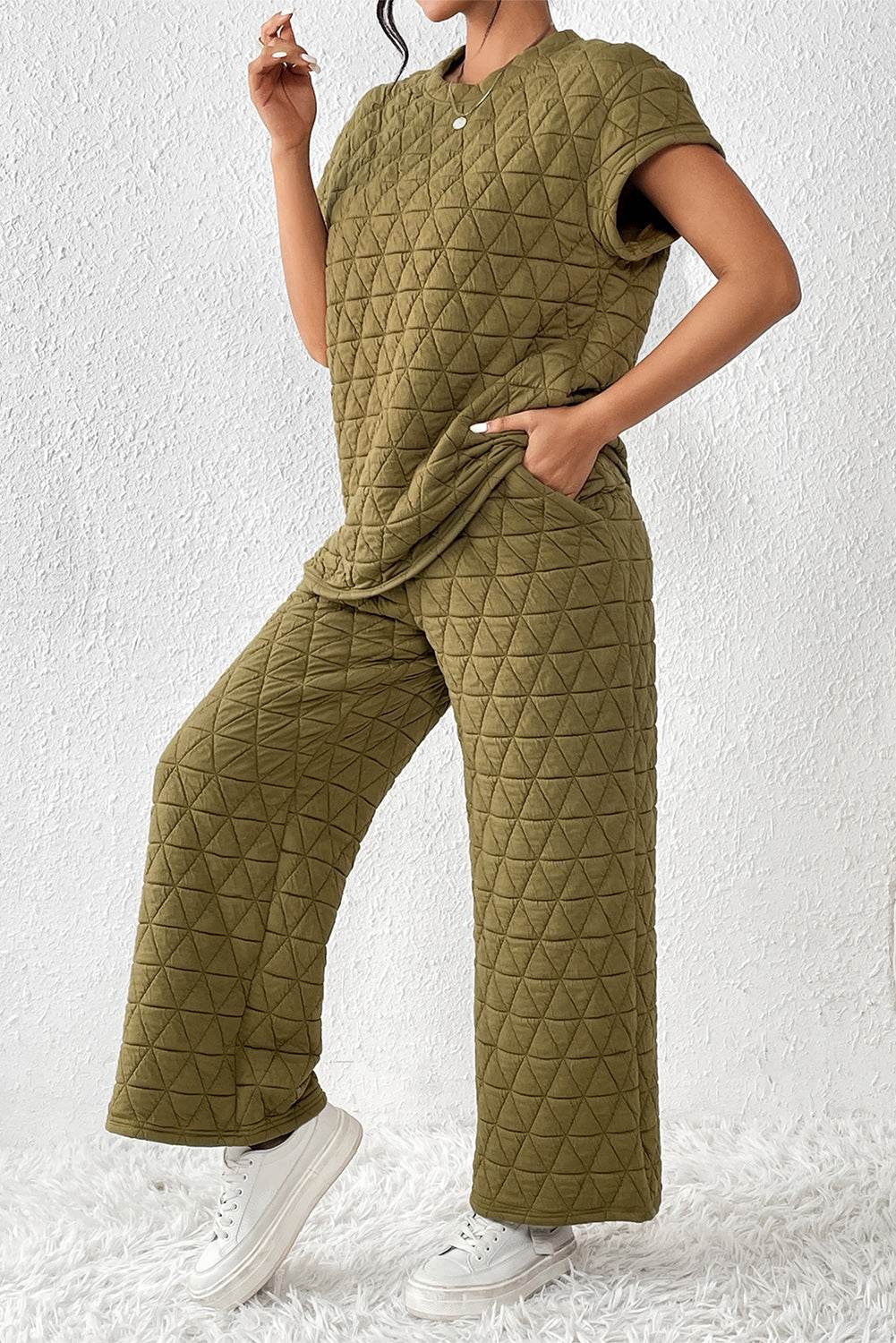 Short Sleeve Top and Pocketed Pants Lounge Set - DaTrendStore.Com