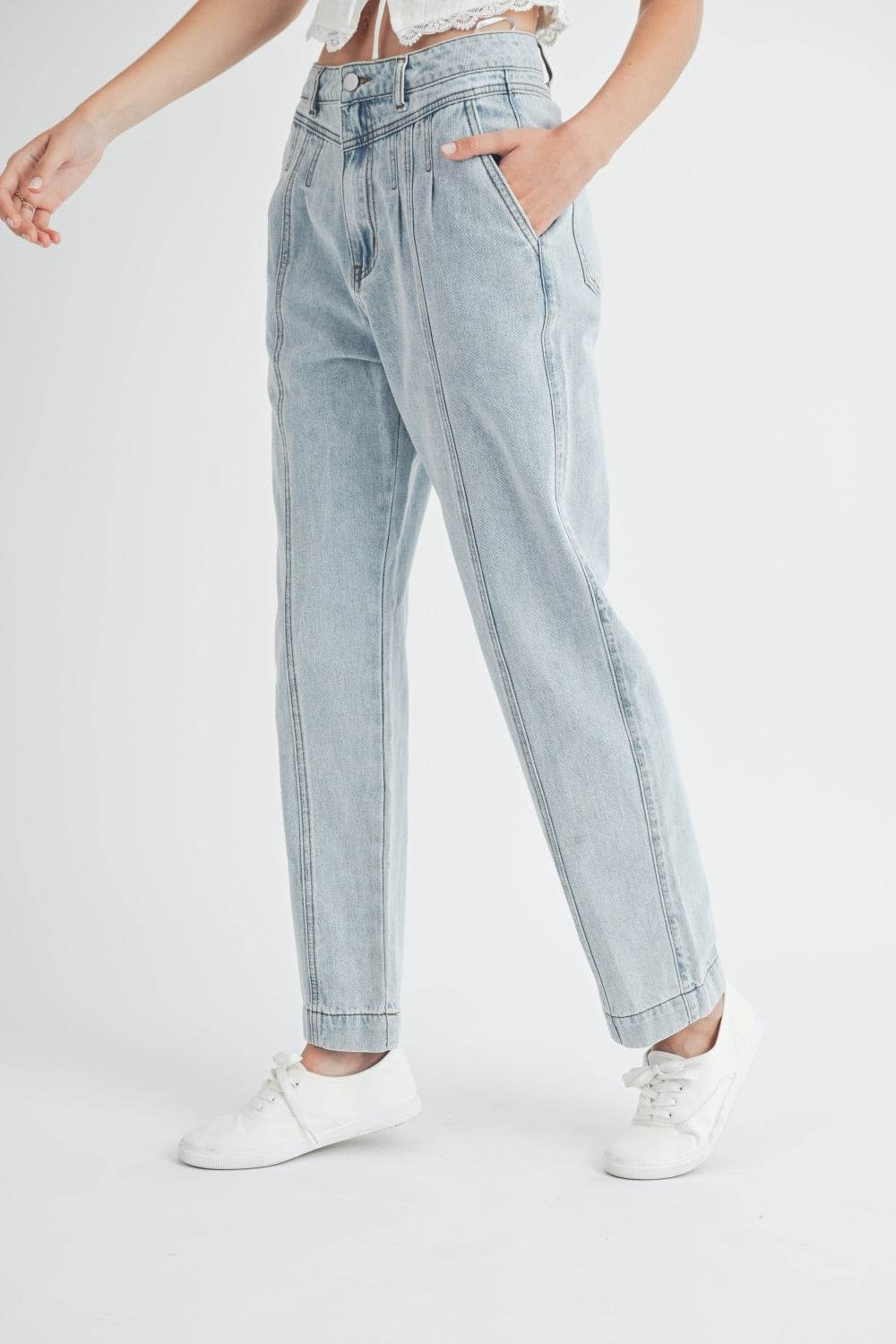MABLE Pleated Front Detail Straight Jeans - DaTrendStore.Com
