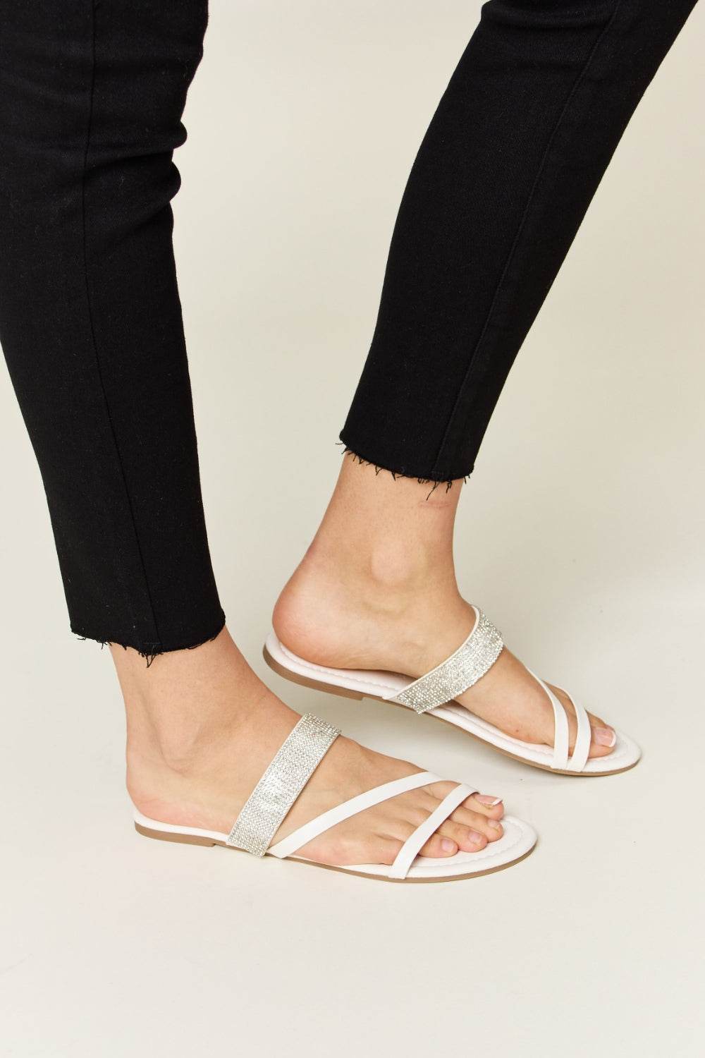 WILD DIVA Rhinestone Strappy Flat Sandals - DaTrendStore.Com
