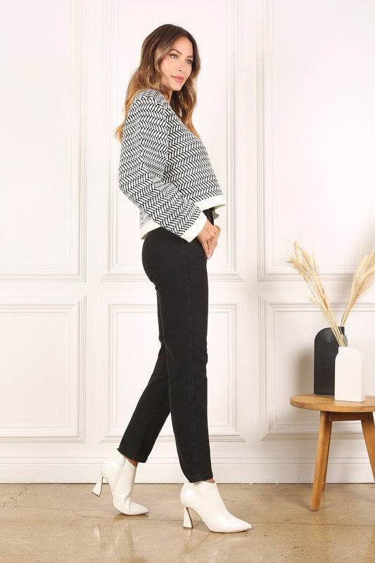 Herringbone Pattern Crew Neck Sweater - DaTrendStore.Com